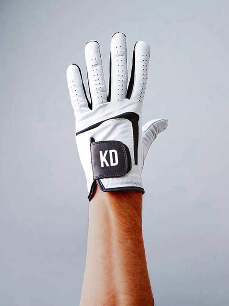 button to buy personalised golf glove